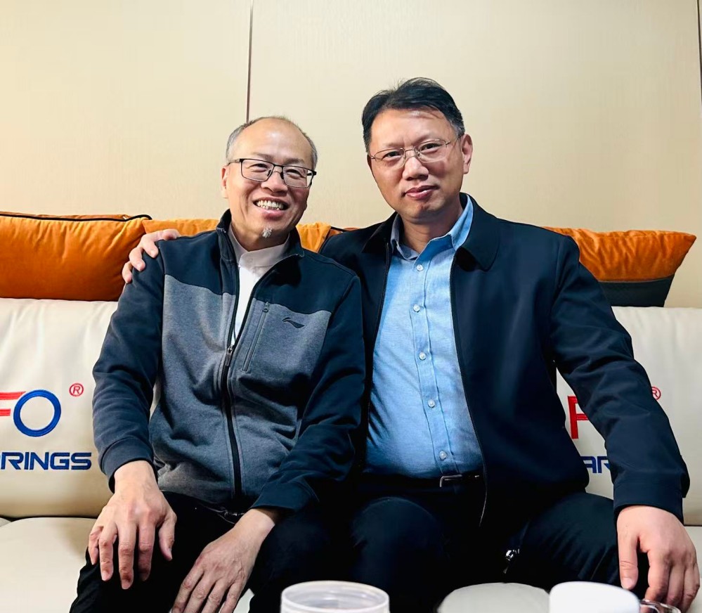 Amigo MTWB na China